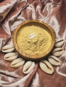 Bol de kaolin et cauris